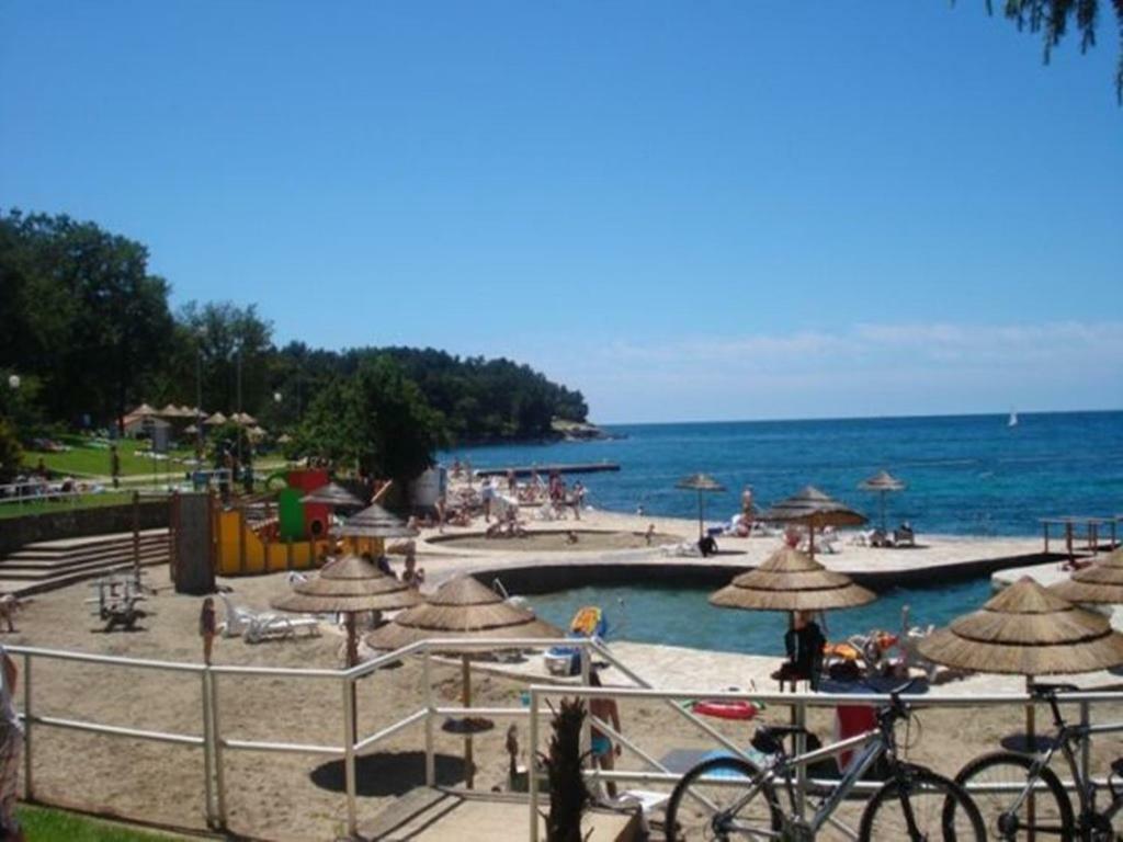 Apartments Radmila Poreč Exterior foto